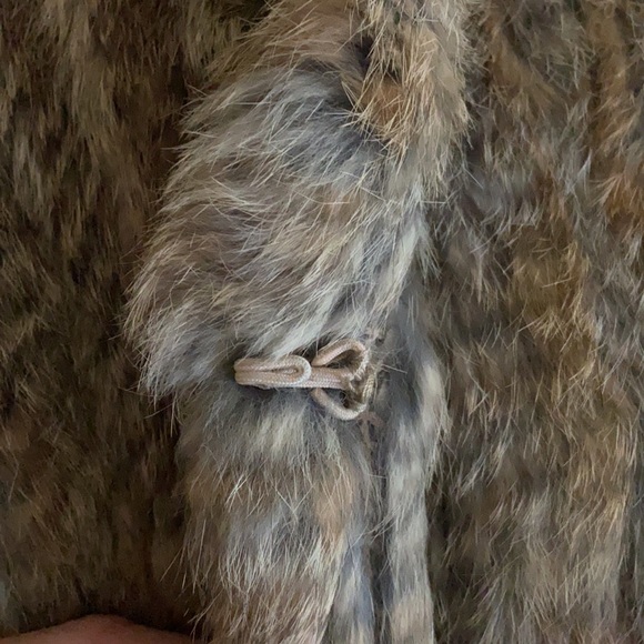 Michael Kors fur hooded vest - Picture 5 of 6